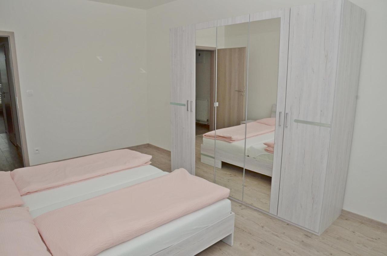 Apartmany Vinohrady Trencin Luaran gambar